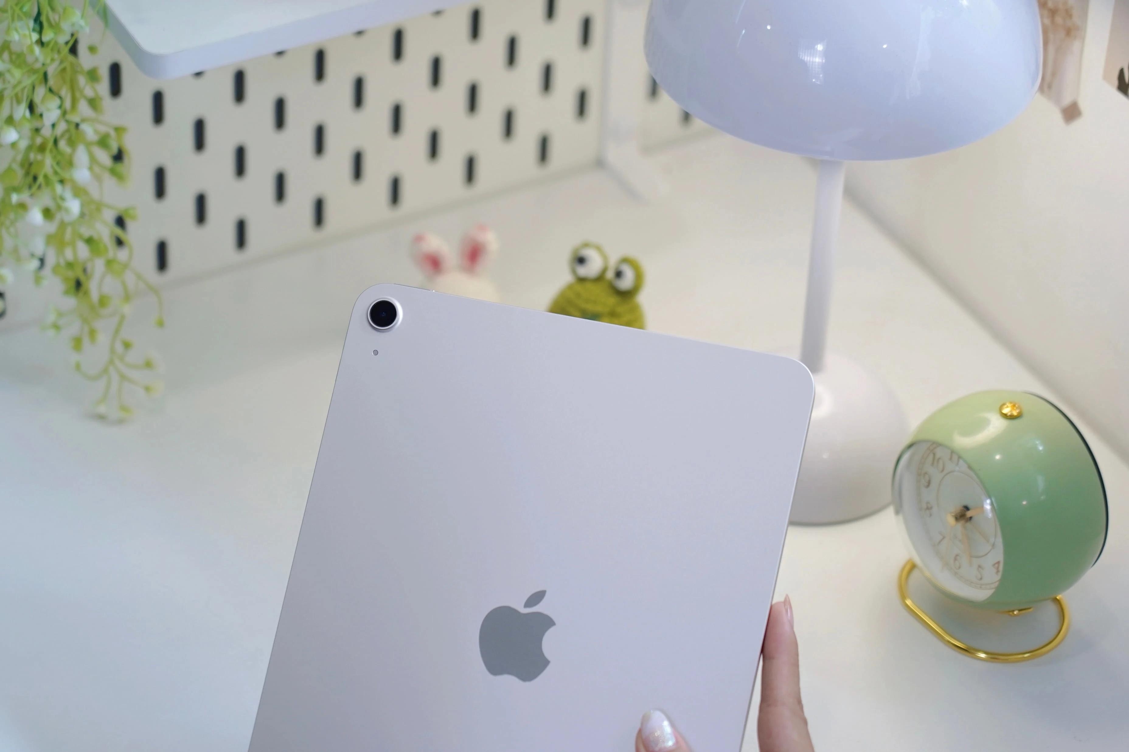 Top 4 iPad giá rẻ cho sinh viên Kinh tế năm 2025